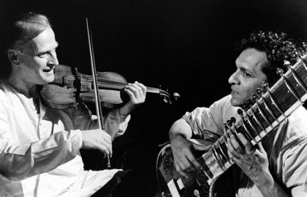 Yehudi Menuhin et Ravi Shankar